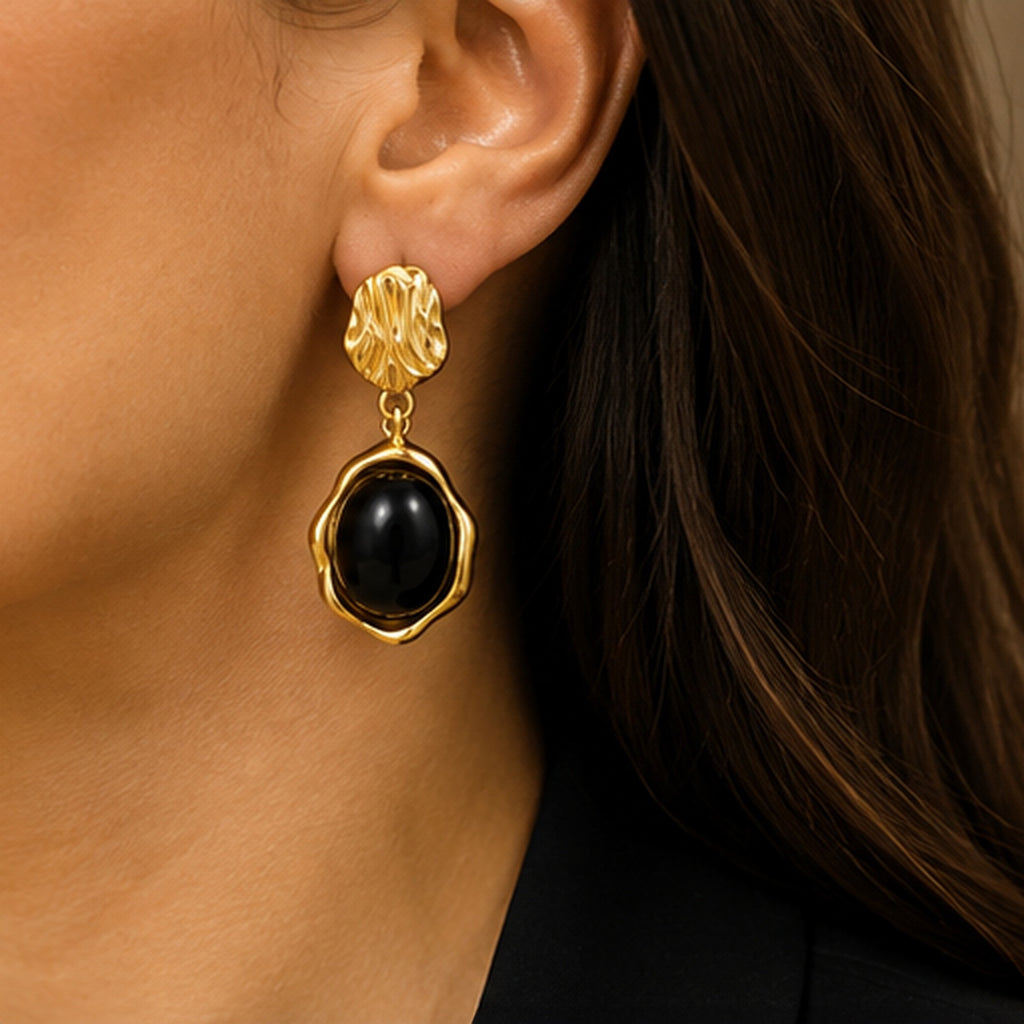 Noémie Noir Drop Earrings – Gold Sculptural Earrings with Black Stone